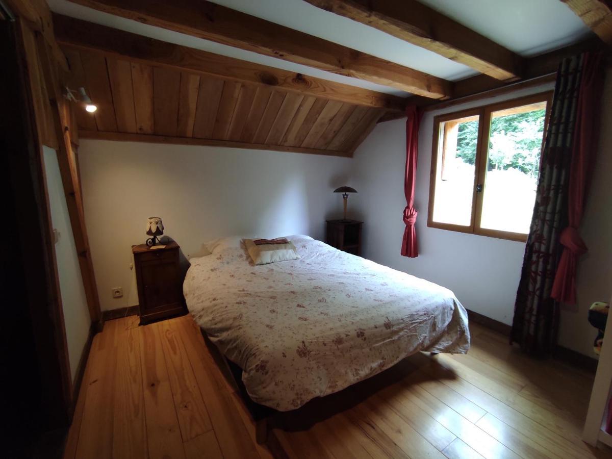 Le pré de la fontaine Bed and Breakfast Billiere Esterno foto