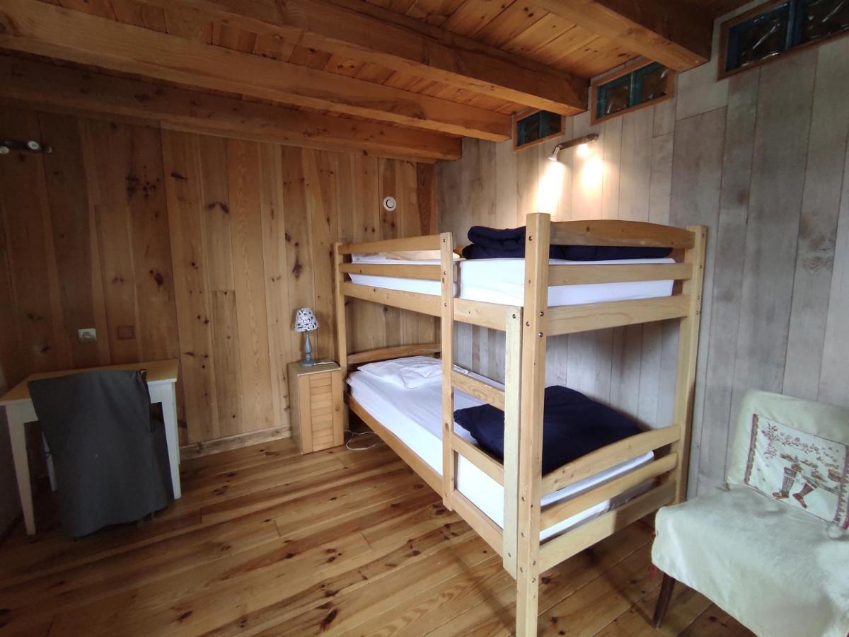 Le pré de la fontaine Bed and Breakfast Billiere Esterno foto