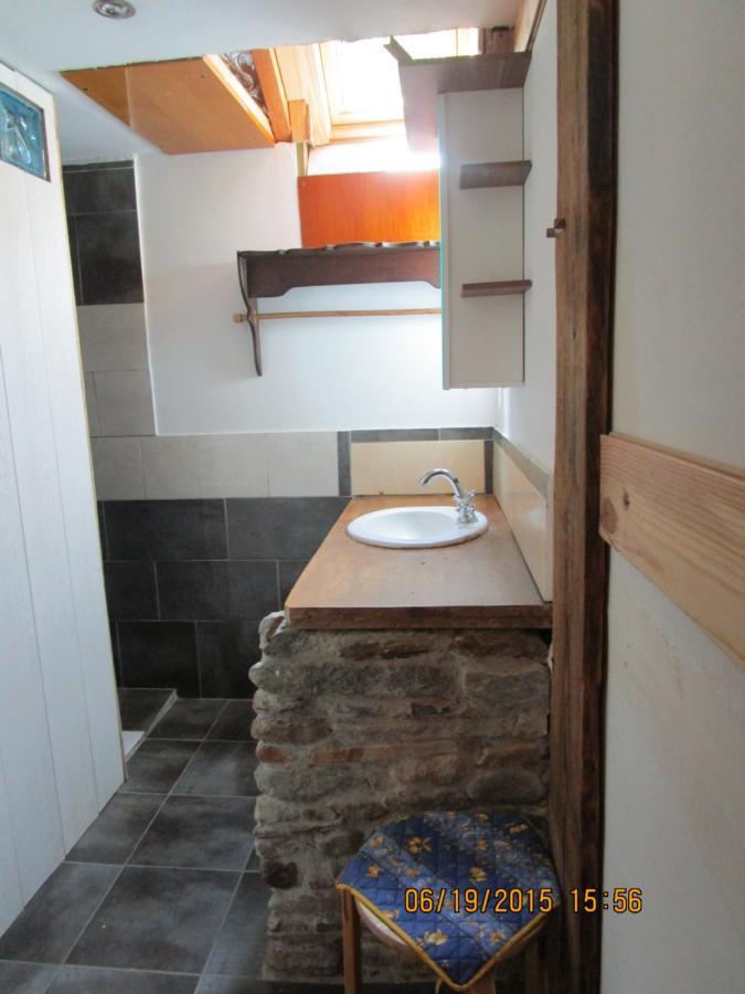 Le pré de la fontaine Bed and Breakfast Billiere Esterno foto
